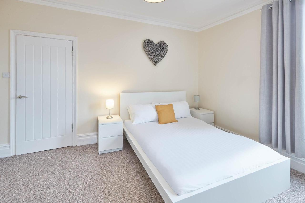 Host & Stay - The Townhouse Scarborough Bagian luar foto